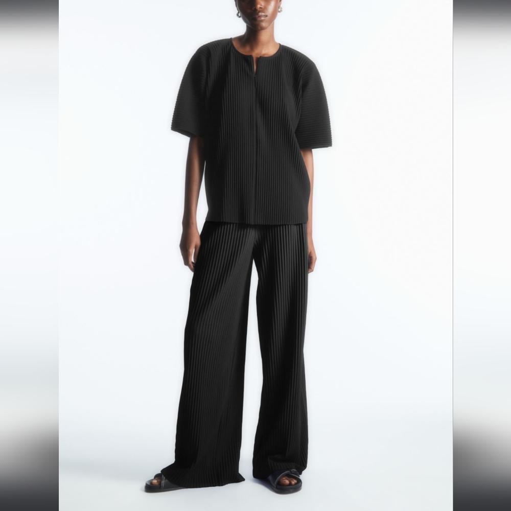 COS Oversized Pleated Half Zip Top Black Small